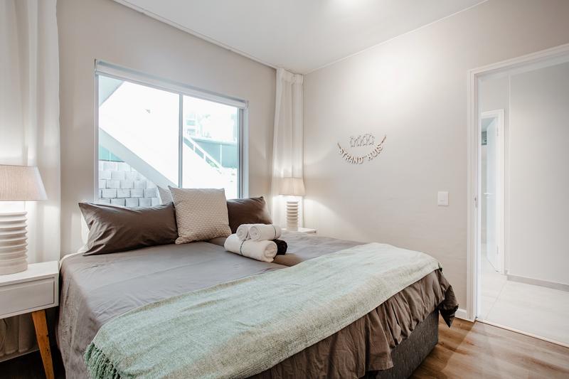 To Let 2 Bedroom Property for Rent in Dolphin Beach Western Cape